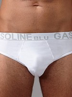   Gasoline Blu Garcia ()
